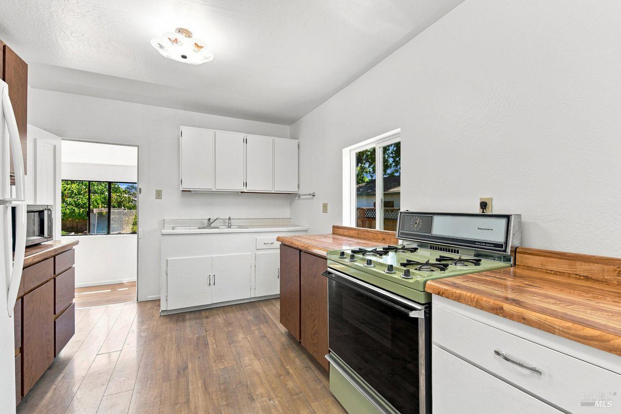 216 Theresa Street Santa Rosa CA 95407