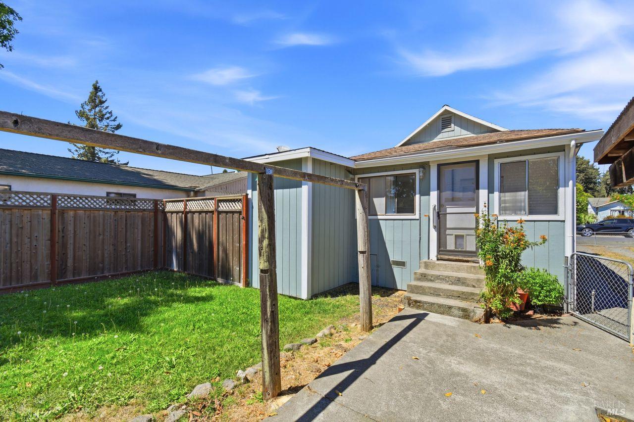 216 Theresa Street Santa Rosa CA 95407
