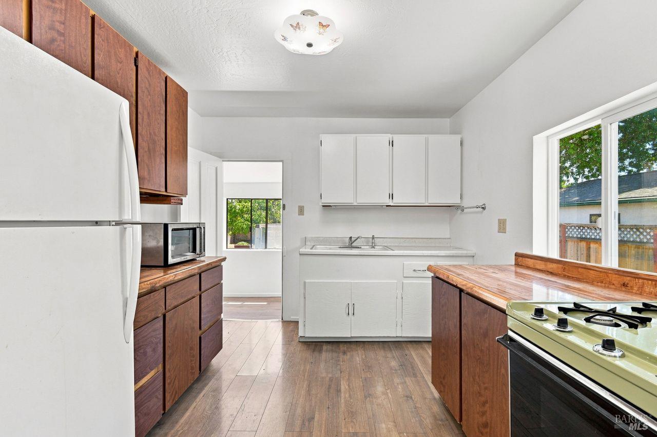 216 Theresa Street Santa Rosa CA 95407