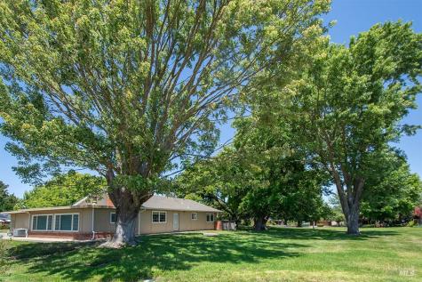 64 Temelec Circle Sonoma CA 95476