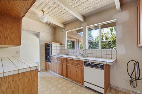 579 Wisteria Way San Rafael CA 94903