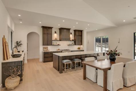 25 Sylvia Drive Glen Ellen CA 95442