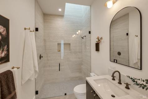 25 Sylvia Drive Glen Ellen CA 95442