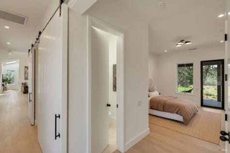 25 Sylvia Drive Glen Ellen CA 95442