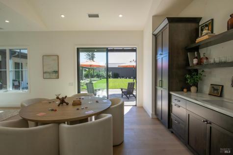 25 Sylvia Drive Glen Ellen CA 95442