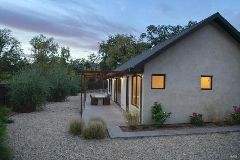 25 Sylvia Drive Glen Ellen CA 95442