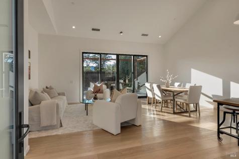 25 Sylvia Drive Glen Ellen CA 95442