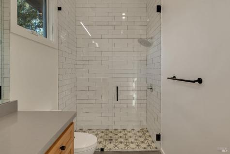 25 Sylvia Drive Glen Ellen CA 95442