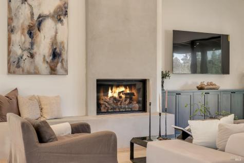 25 Sylvia Drive Glen Ellen CA 95442