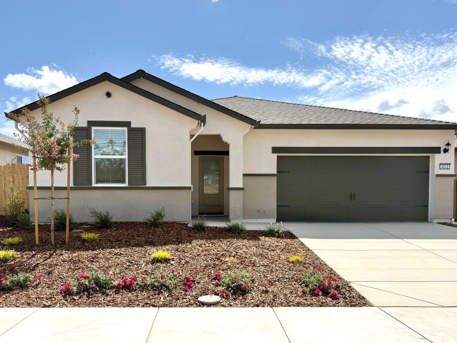 4512 Santa Fe Street Riverbank CA 95367