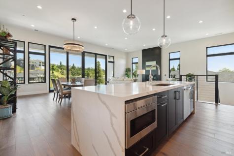 3704 Llyn Glaslyn Place Santa Rosa CA 95403