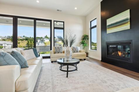 3704 Llyn Glaslyn Place Santa Rosa CA 95403