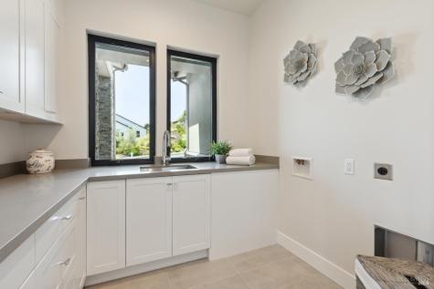 3704 Llyn Glaslyn Place Santa Rosa CA 95403