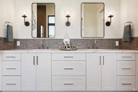 3704 Llyn Glaslyn Place Santa Rosa CA 95403