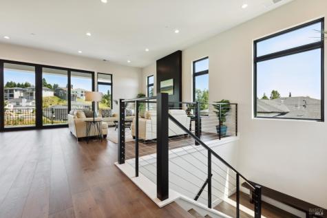 3704 Llyn Glaslyn Place Santa Rosa CA 95403