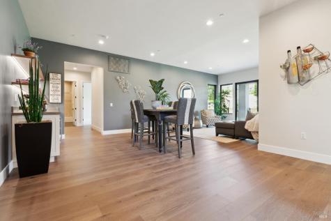 3704 Llyn Glaslyn Place Santa Rosa CA 95403