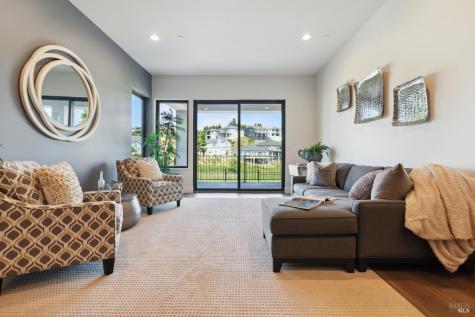 3704 Llyn Glaslyn Place Santa Rosa CA 95403