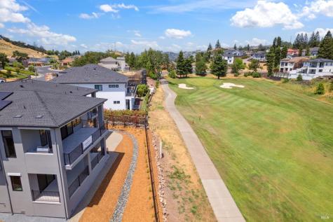 3704 Llyn Glaslyn Place Santa Rosa CA 95403