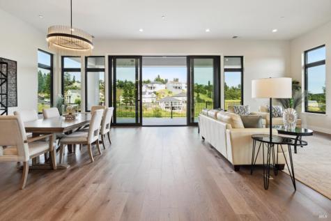 3704 Llyn Glaslyn Place Santa Rosa CA 95403