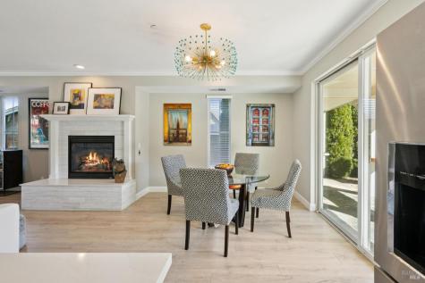 313 Sunrise Drive Cloverdale CA 95425