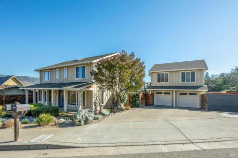313 Sunrise Drive Cloverdale CA 95425