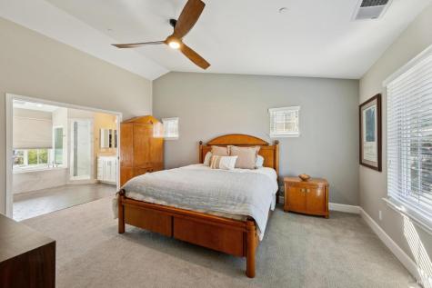 313 Sunrise Drive Cloverdale CA 95425