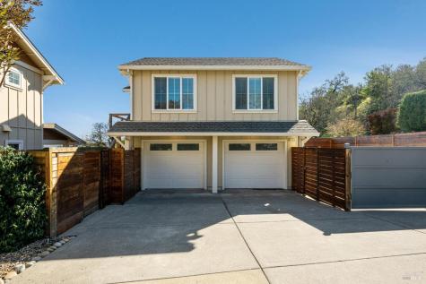 313 Sunrise Drive Cloverdale CA 95425