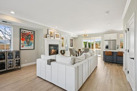 313 Sunrise Drive Cloverdale CA 95425