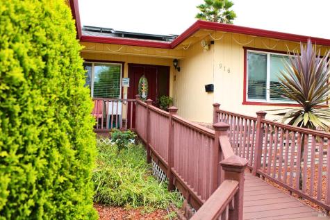 916 Renee Court Santa Rosa CA 95401
