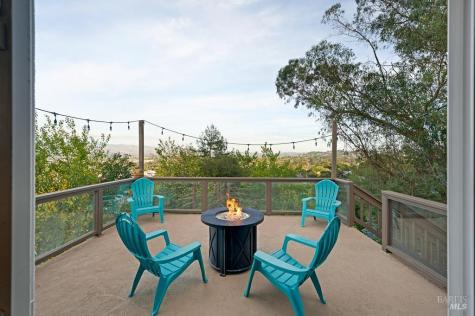 12 Haven Drive Petaluma CA 94952