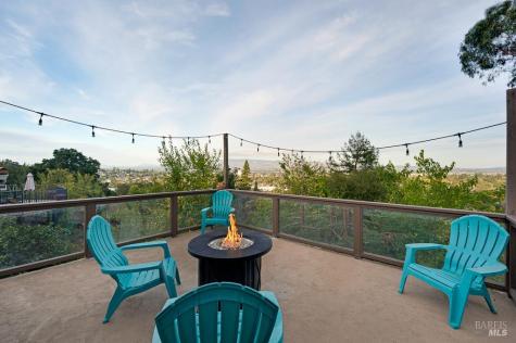 12 Haven Drive Petaluma CA 94952