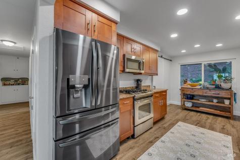 12 Haven Drive Petaluma CA 94952