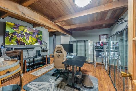 12 Haven Drive Petaluma CA 94952