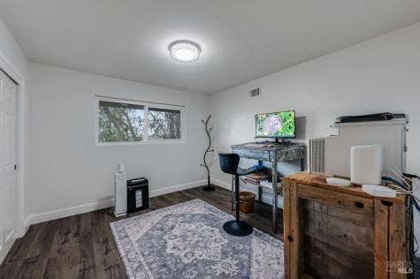 12 Haven Drive Petaluma CA 94952