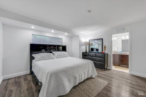 12 Haven Drive Petaluma CA 94952