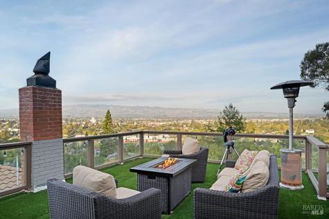 12 Haven Drive Petaluma CA 94952