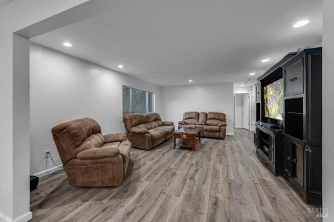 12 Haven Drive Petaluma CA 94952