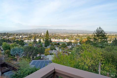 12 Haven Drive Petaluma CA 94952