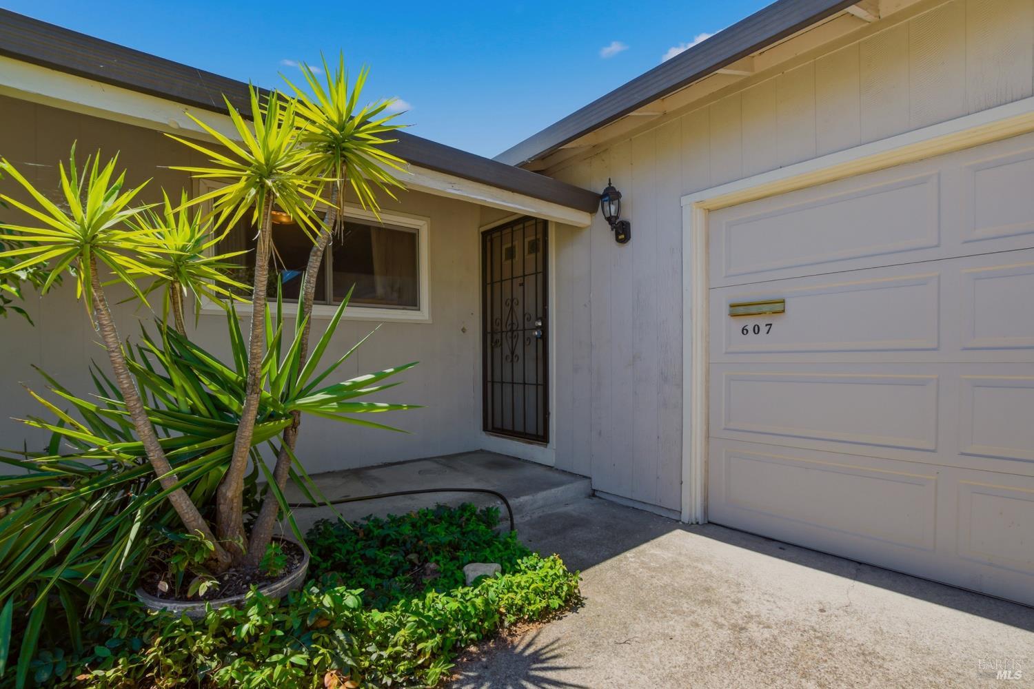 607 San Lorenzo Street Fairfield CA 94533