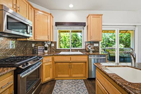 10041 Starr Road Windsor CA 95492