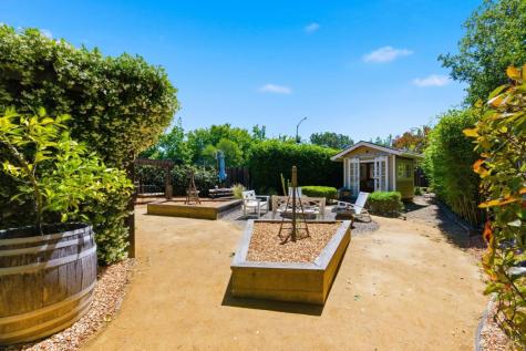 10041 Starr Road Windsor CA 95492
