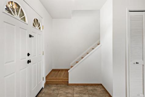 537 Emerald Park Court Santa Rosa CA 95409