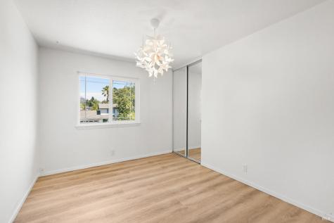 537 Emerald Park Court Santa Rosa CA 95409