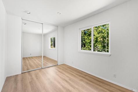 537 Emerald Park Court Santa Rosa CA 95409