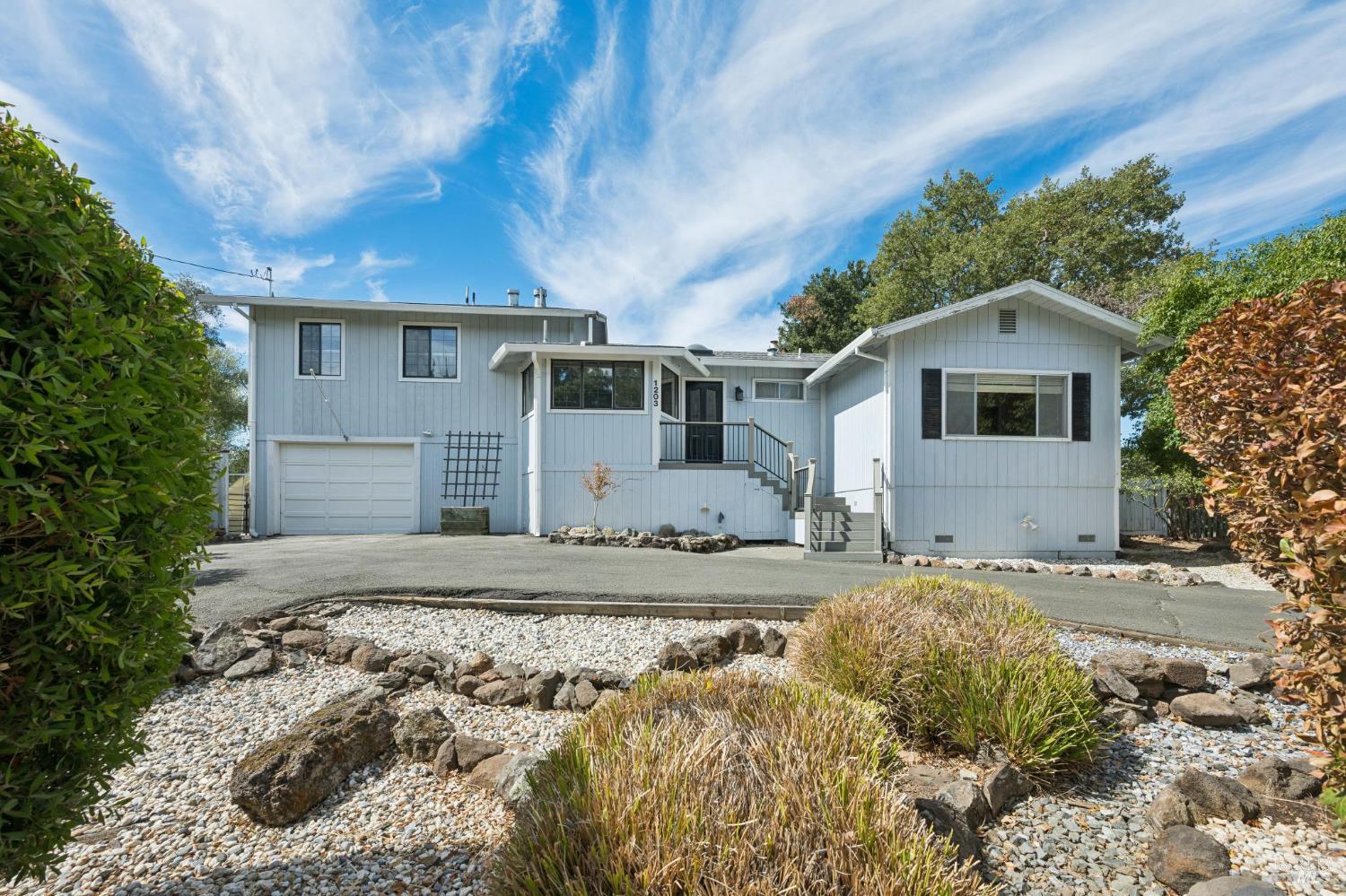 1203 Alberca Road Sonoma CA 95476