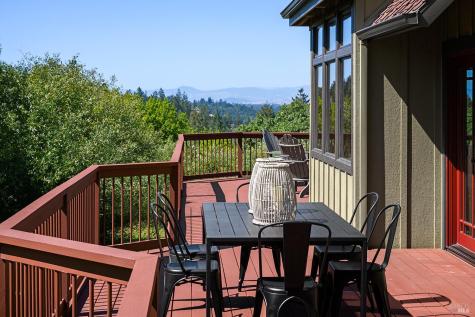 1607 W Sexton Road Sebastopol CA 95472