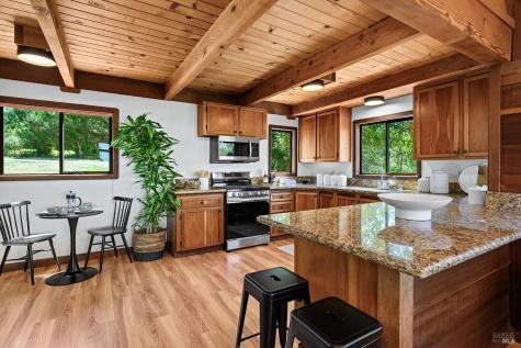 1607 W Sexton Road Sebastopol CA 95472
