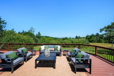 1607 W Sexton Road Sebastopol CA 95472