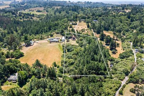 1607 W Sexton Road Sebastopol CA 95472