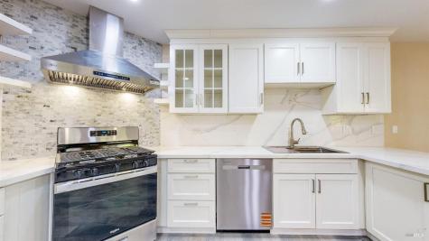 527-529 Middle Rincon Road Santa Rosa CA 95409